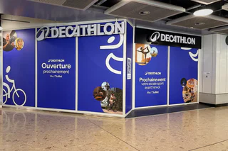 Decathlon Genève Aéroport Vitrine provisoire