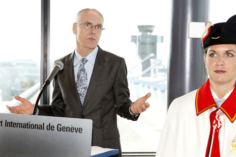 Photo de l'inauguration avec M. Leuenberger Photo de l'inauguration avec M. Leuenberger